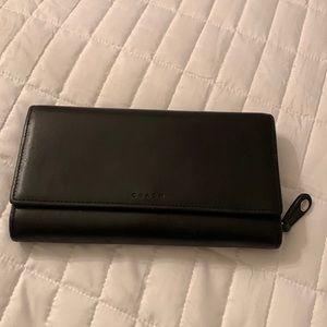 Coach Wallet. Black.